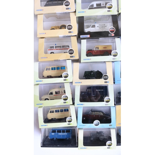 29 - Collection of 1/76 scale (OO gauge) diecast vehicle models from Oxford Diecast, Atlas Editions, Hach... 