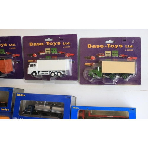 31 - Collection of 1/76 scale (OO gauge) diecast vehicle models from Base-Toys, Classix, Bachmann and Gil... 