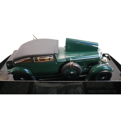 33 - Boxed Minichamps 1/18 scale highly detailed Bentley 6.5 litre Blue Train Special diecast car model (... 