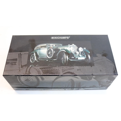 33 - Boxed Minichamps 1/18 scale highly detailed Bentley 6.5 litre Blue Train Special diecast car model (... 