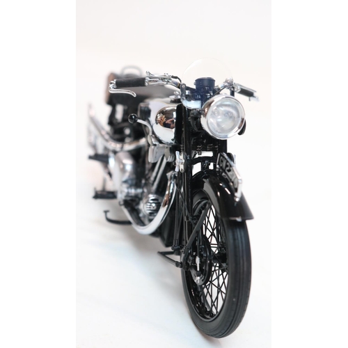 34 - Boxed Minichamps 1/12 scale Brough Superior SS100 diecast motorcycle model, T.E. Lawrence 1932, mode... 