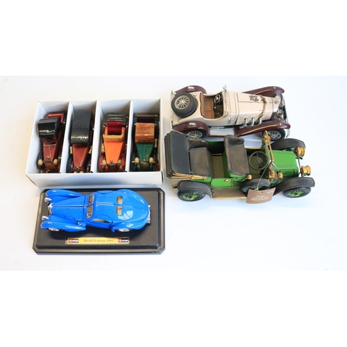 37 - Mixed collection of model vehicles and cars to include Forces Of Valour military, Oxford Diecast, Bu... 