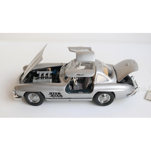 91 - Collection of diecast model cars to include a Franklin Mint 1/24 scale 1954 Mercedes-Benz 300SL 'Gul... 