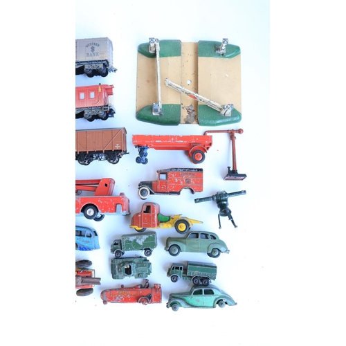 93 - Mixed collection of unboxed mostly vintage diecast model vehicles from Dinky, Corgi, Lesney etc., a ... 