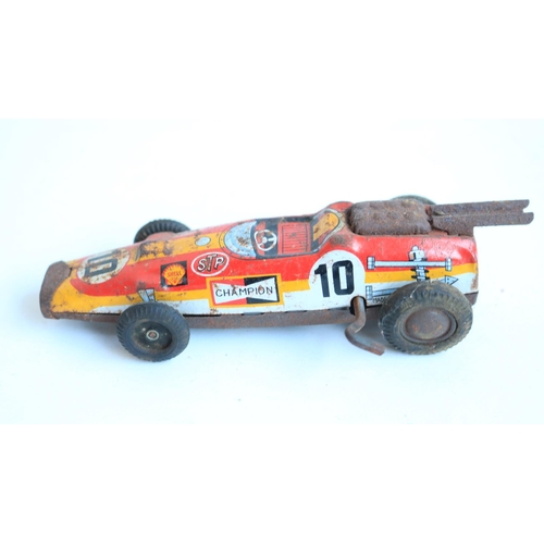 93 - Mixed collection of unboxed mostly vintage diecast model vehicles from Dinky, Corgi, Lesney etc., a ... 