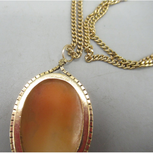 21A - 9ct yellow gold cameo pendant, on 9ct yellow gold chain necklace, both stamped 375, 9.17g