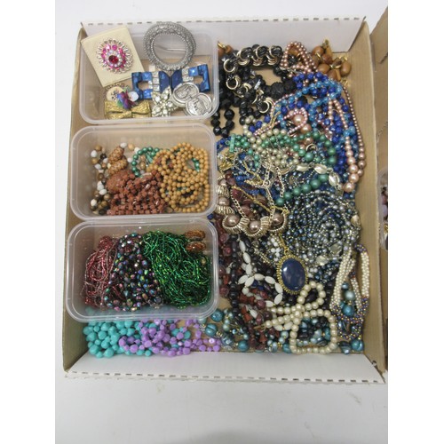 763 - Large collection of vintage and modern costume jewellery including beads, brooches, rings etc. (2 bo... 