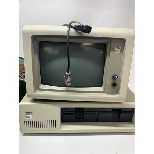 662 - IBM 5150 personal computer with model 5151002 monitor and accessories