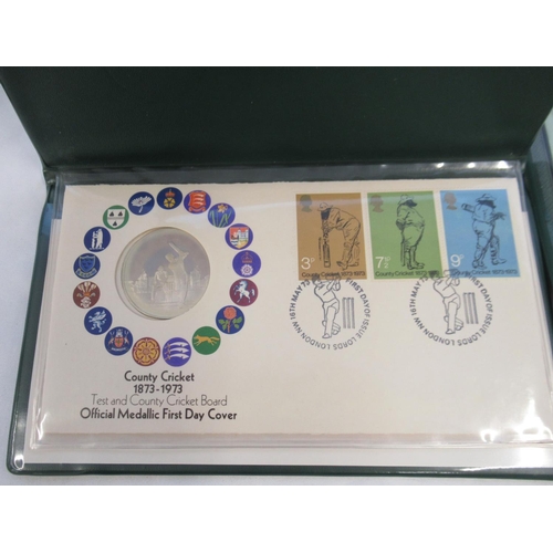 789 - Assorted collection of coin/medallic covers to inc. The Danbury Mint 'The Post Office Official Comme... 