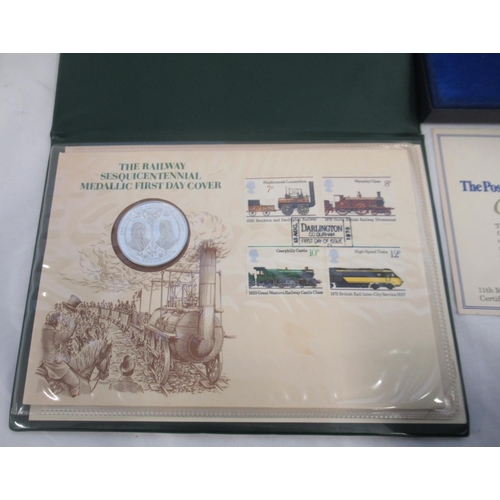 789 - Assorted collection of coin/medallic covers to inc. The Danbury Mint 'The Post Office Official Comme... 