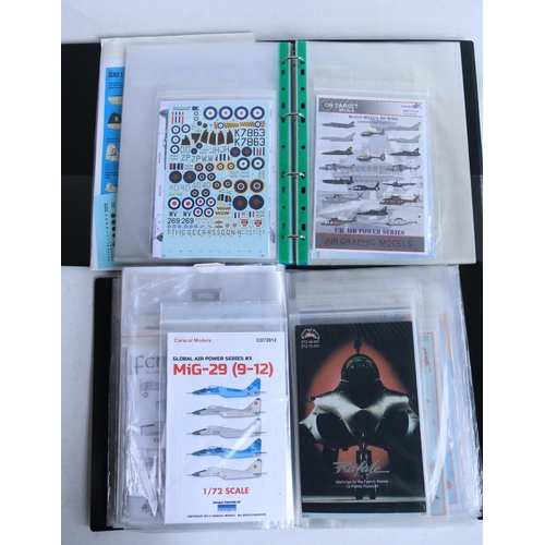 386 - Extensive mixed collection of 1/72 scale model aircraft decals to include Canadian, US, RNZAF, Irish... 