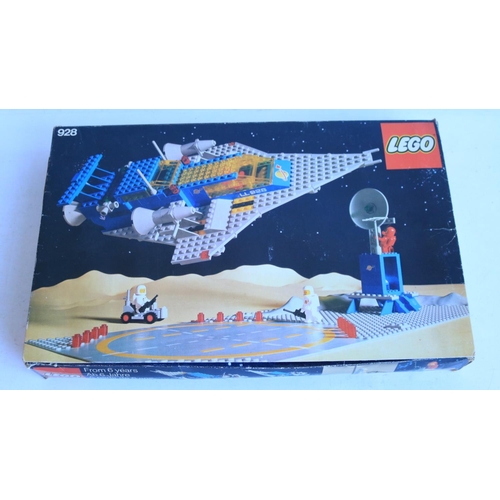 433 - Vintage boxed ready to build 1979 Lego Space set 928, vendor assures complete, with good condition i... 