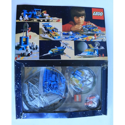 433 - Vintage boxed ready to build 1979 Lego Space set 928, vendor assures complete, with good condition i... 