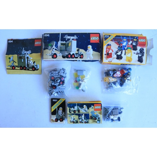 434 - Six boxed Lego Space sets to include Light & Sound System sets 6750 and 6780 plus standard sets 894,... 