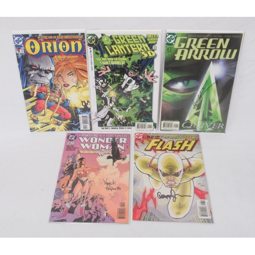 536 - DC Comics - Orion #1 signed by Walter Simonson Limited Edition 0065/1500, Green Lantern 3-D #1 signe... 