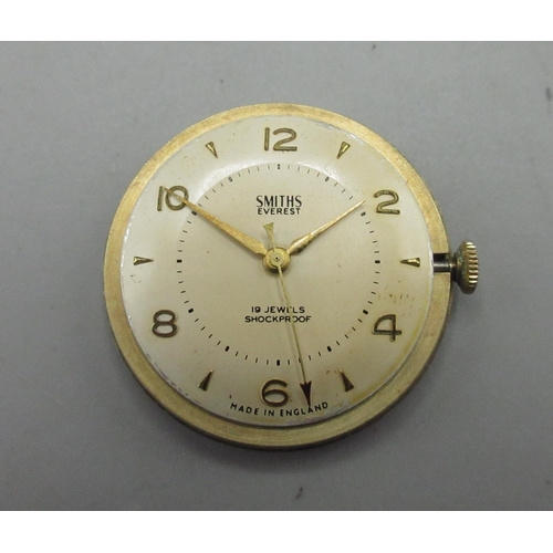 1056 - Smiths Everest 9ct gold wristwatch, signed champagne dial, Arabic and baton indices, centre seconds,... 