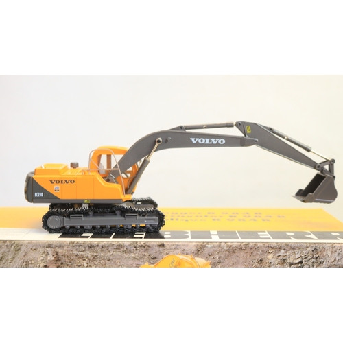 99 - Collection of 1/50 scale diecast plant machinery models from Norscott to include 2x CAT 365 B L Exca... 