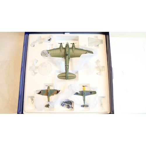 100 - Corgi Aviation Archive AA99127 World War II 3 aircraft Blitz set with He 111H3, Bf-109E and Spitfire... 