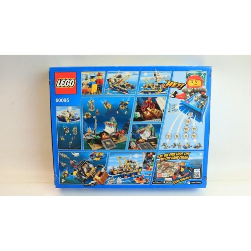 419 - Lego City 60095 Deep Sea Explorers Exploration set, box still factory sealed and in excellent condit... 