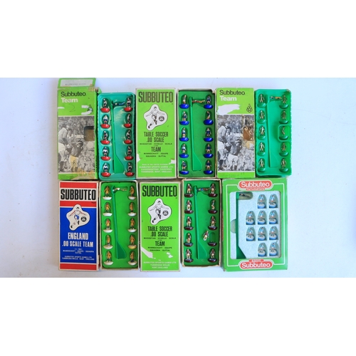 604 - Collection of Subbuteo table football to include a Floodlighting Edition box Set, teams (many figure... 