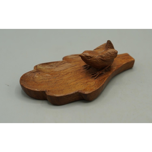 1544 - Bob Wrenman Hunter of Thirsk- an oak leaf shaped pin dish, carved with signature wren, W12cm