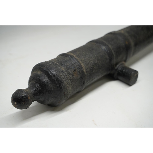 1368 - Reproduction 18th/19th century style heavy cast signal cannon barrel, 72cm