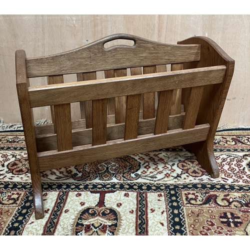 1536 - Alan Acornman Grainger, Acorn Industries Brandsby - an oak magazine rack, two railed divisions with ... 