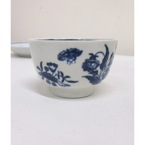 1153 - Six Worcester first period 'Three Flowers' tea bowls and saucers, with blue crescent marks c. 1776-1... 