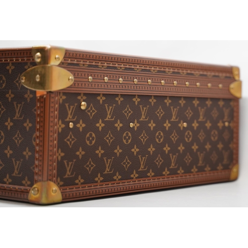 1420 - Louis Vuitton trunk case, brown monogram canvas, rounded leather carrying handle, with gold coloured... 