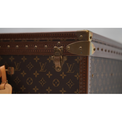 1421 - Louis Vuitton trunk case, brown monogram canvas, rounded leather carrying handle, with gold coloured... 