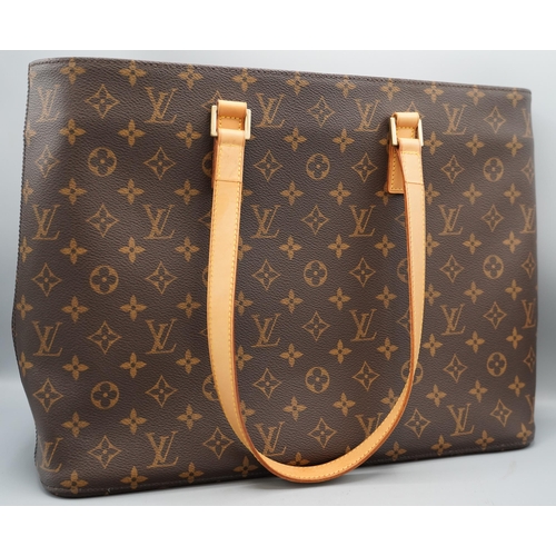 1424 - Louis Vuitton 'Luco' tote bag in brown monogram canvas, with twin leather handles, gold coloured har... 