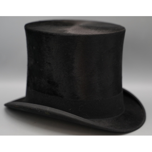 1434 - Early 20th century brushed silk Top Hat by A.J White Jermyn St. St. James's, in original stitched le... 