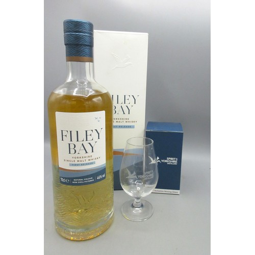 1380 - Spirit of Yorkshire Distillery, Filey Bay First Release Yorkshire single malt whisky, 70cl 46% vol, ... 