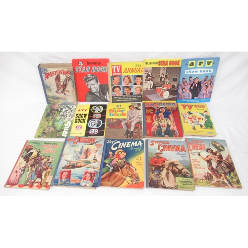 592 - Large mixed collection of children's annuals to inc. The Hotspur Book for Boys, The Wizard Book for ... 