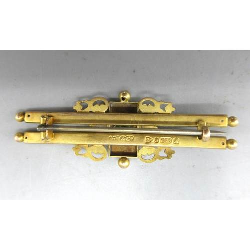 5 - Art Deco 9ct yellow gold bar brooch set with single round cut peridot, stamped 375, Chester 1917, 3.... 