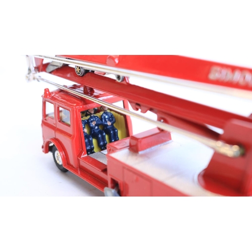 109 - Collection of vintage boxed diecast fire engine models from Corgi and Dinky to include Dinky 276 Air... 