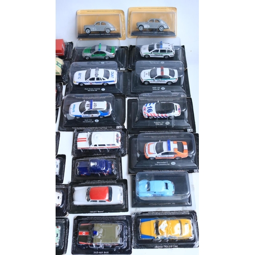 117 - Collection of good quality generally 1/43 scale diecast blister pack model vehicles (some with inclu... 