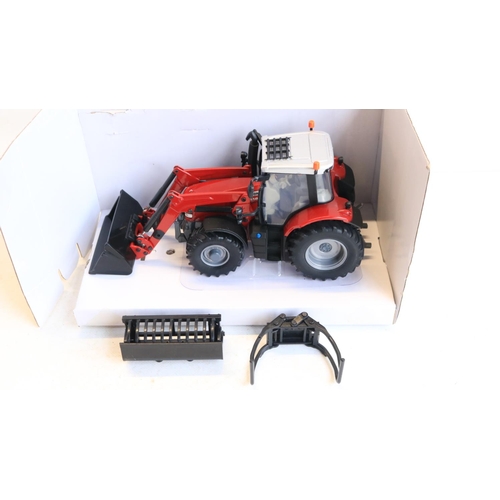 41 - Collection of farm models and accessories, generally 1/32 scale from Britain's to include a boxed Fa... 