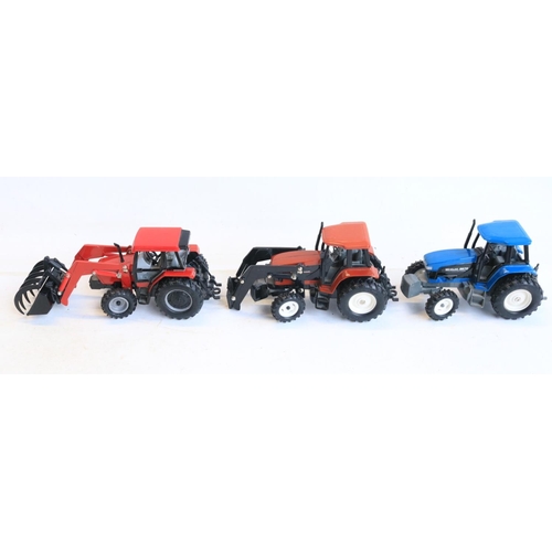 41 - Collection of farm models and accessories, generally 1/32 scale from Britain's to include a boxed Fa... 