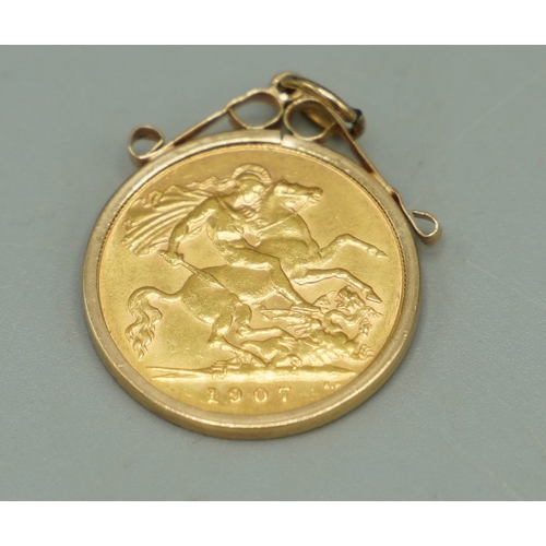 145 - WITHDRAWN Edw.VII 1907 half sovereign, in 9ct yellow gold pendant mount, stamped 375, 4.52g

Shippin... 