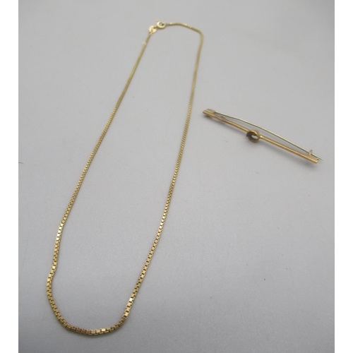 29 - 9ct yellow gold box chain necklace, stamped 375, and a 9ct yellow gold bar brooch, missing stone, st... 