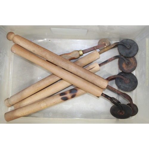 644A - Large assortment of vintage wood working tools, including hammers, tooling wheels etc. A/F, 3 boxes
... 