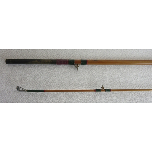 611 - Silver Creek 'Silver Stream SW' 10' fibreglass Salmon rod in three sections, complete with original ... 