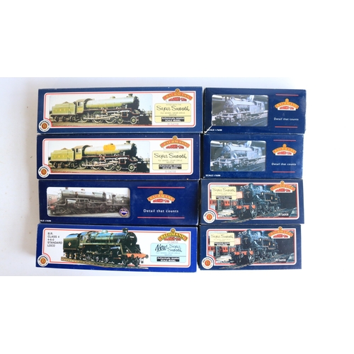 Eight OO gauge BR lined black early crest electric steam locomotive models from Bachmann to include 2x Class V3 Tanks (both in 31-609A boxes for loco number 67669, one numbered 67674), 2x Class B1's including 21-701 'Viscount Ridley', 31-102 Standard Class 4, 32-176 2-6-0 Crab and 2x Ivatt 2-6-2 Tanks, 31-450 and 31-451 models generally in excellent and better condition with instructions and unused accessory bags where originally included, boxes at least good with storage wear

Shipping £48.00 plus vat (UK Only)