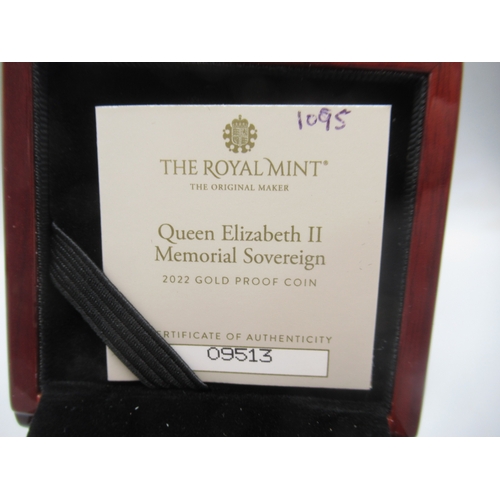 38 - The Royal Mint - Queen Elizabeth II Memorial Sovereign 2022 Gold Proof Coin encapsulated in case wit... 