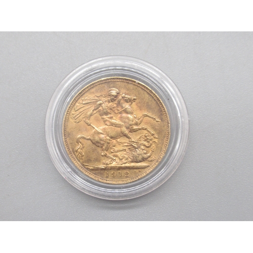 7 - George V 1912 Sovereign & Harrington & Byrne 2022 Queen Elizabeth II Platinum Jubilee 24 Carat Gold ... 