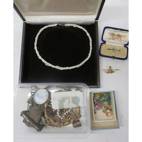 Lot 43        