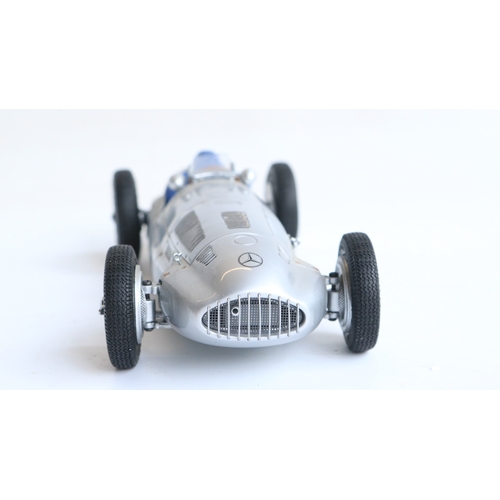 CMC M-027 1/18 scale Mercedes-Benz W165 Tripoli Grand Prix 1939