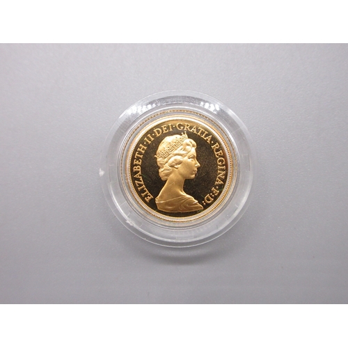 12 - Royal Mint 1980 Proof Sovereign encapsulated in case

Shipping £28.00 plus vat (UK Only)
