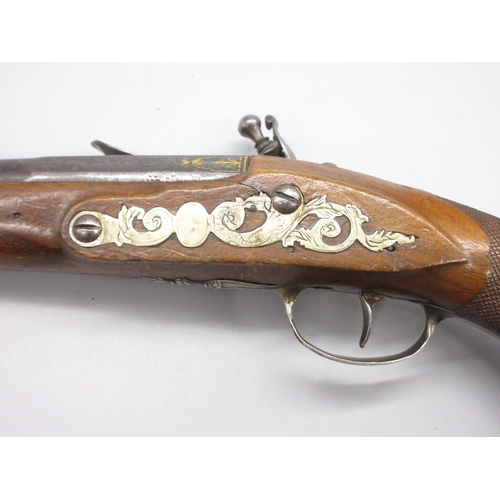 58 - Pair of French 20 bore flintlock pistols, 8.5